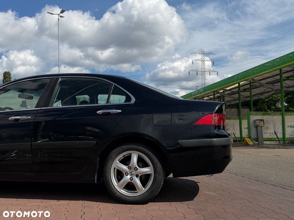 Honda Accord 2.0 Comfort - 9
