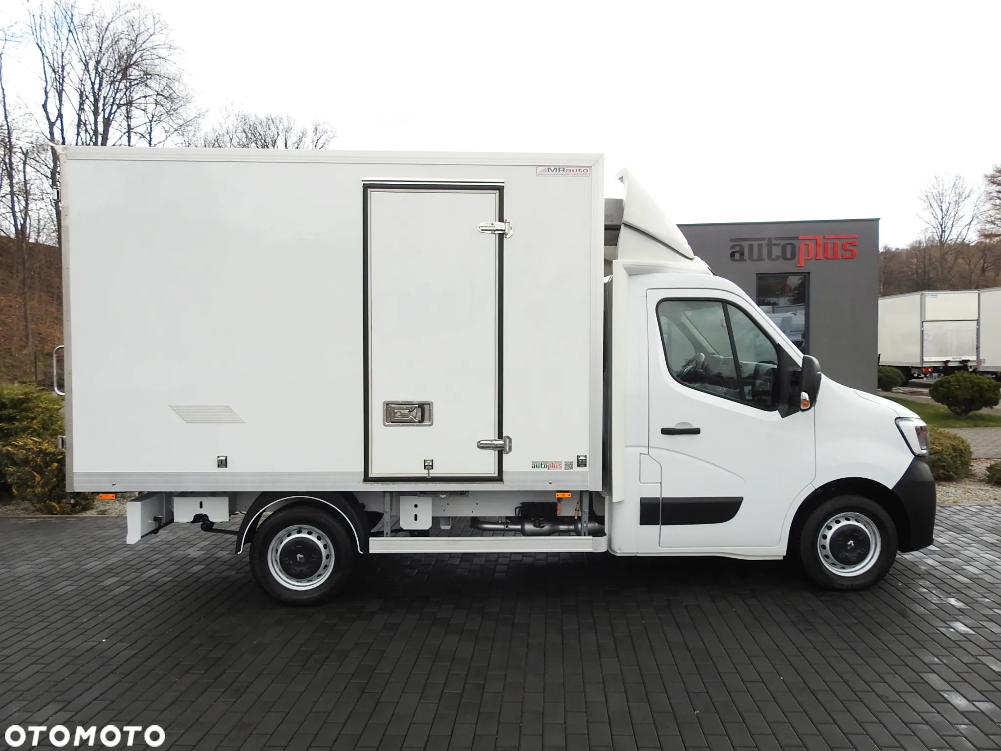 Renault MASTER  CHŁODNIA KONTENER 0*C LEDY KLIMATYZACJA 145KM [ 405777 ] - 8