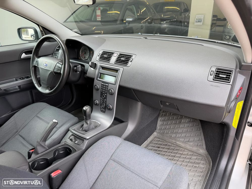 Volvo S40 2.0 D Nível 1 - 21