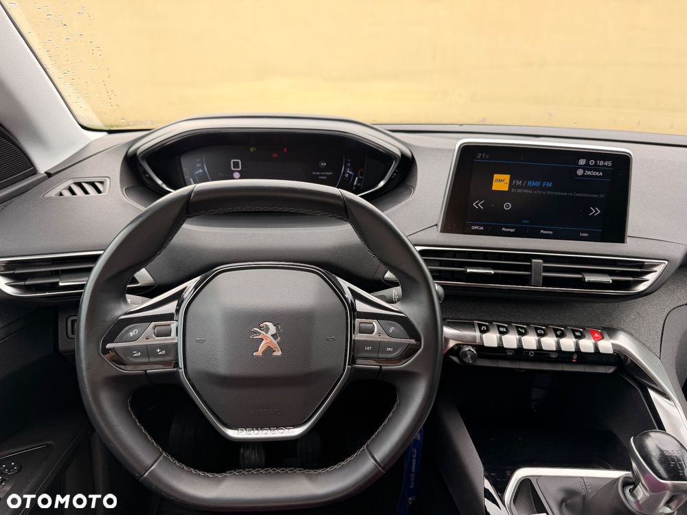 Peugeot 3008 1.5 BlueHDi Allure S&S - 9
