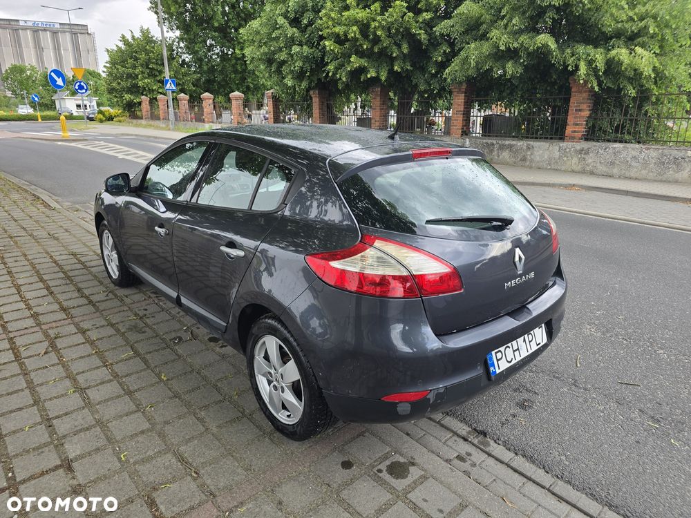 Renault Megane - 5