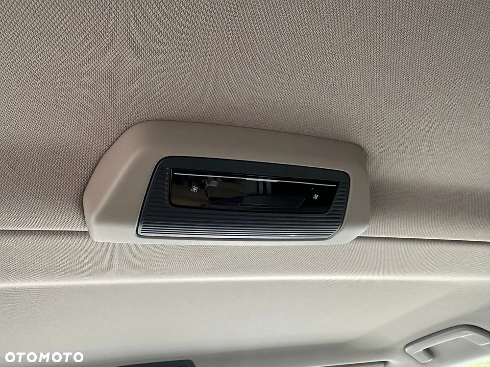 Volkswagen Multivan 2.0 TDI L2 Family DSG - 21