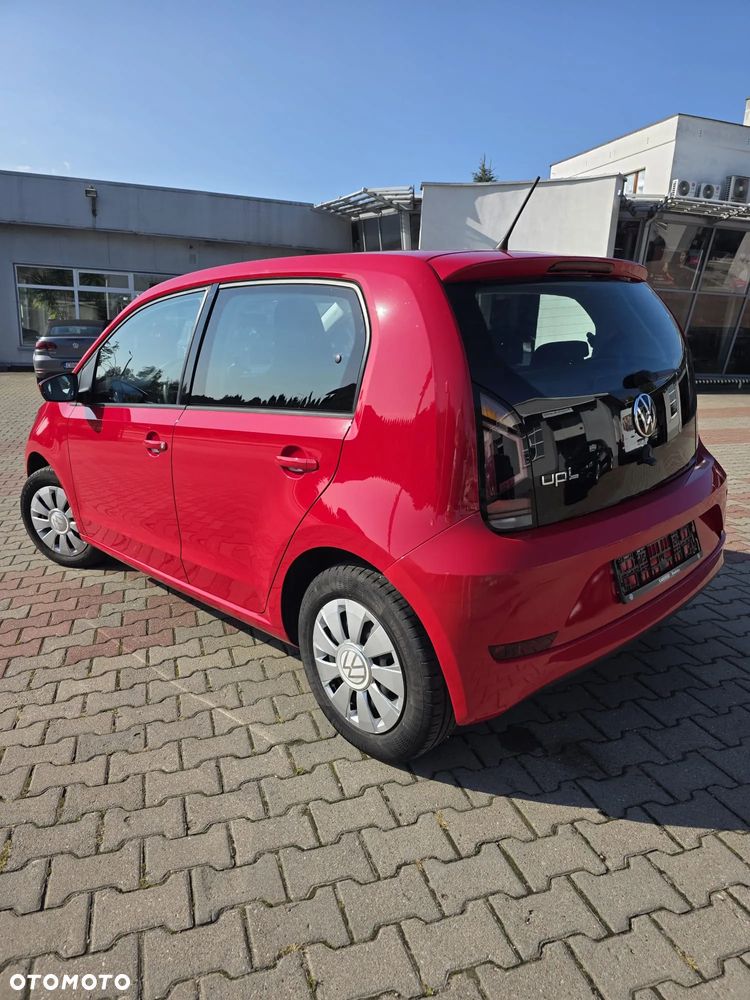 Volkswagen up! Active - 11