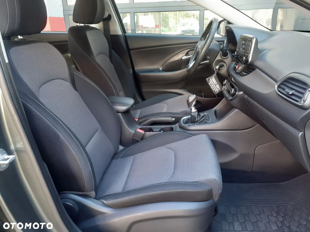 Hyundai i30 - 18