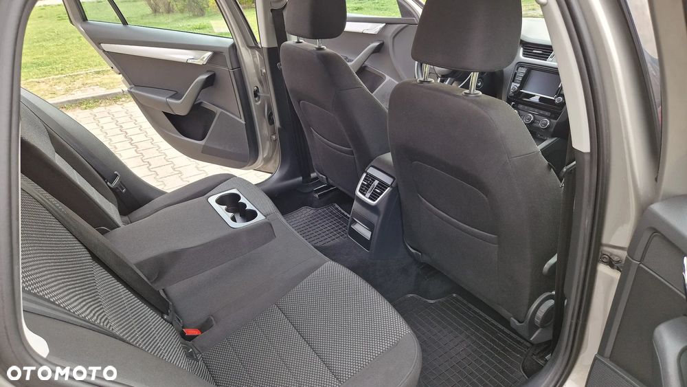 Skoda Octavia 1.6 TDI Ambition - 12