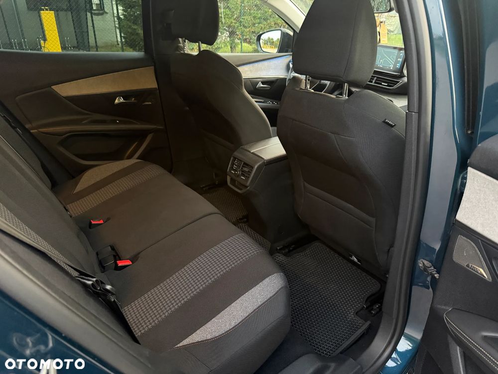 Peugeot 3008 - 9