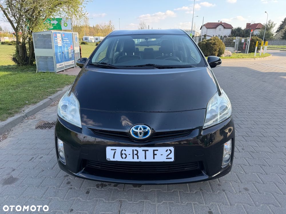 Toyota Prius 1.8 HSD Premium - 2