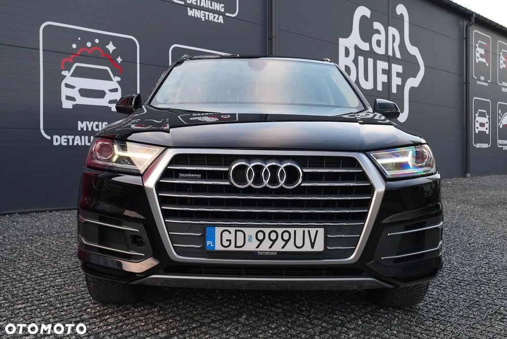 Audi Q7 - 32