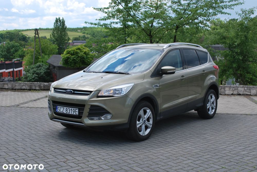 Ford Kuga 2.0 TDCi 2x4 Titanium - 2