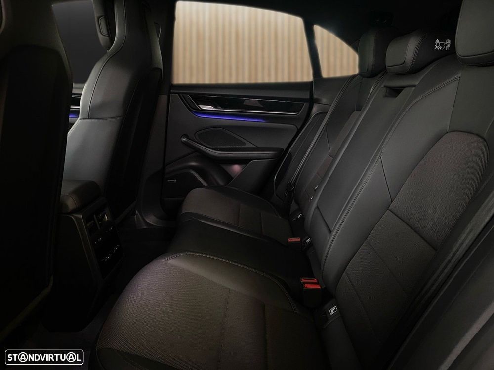 Porsche Macan Standard - 8