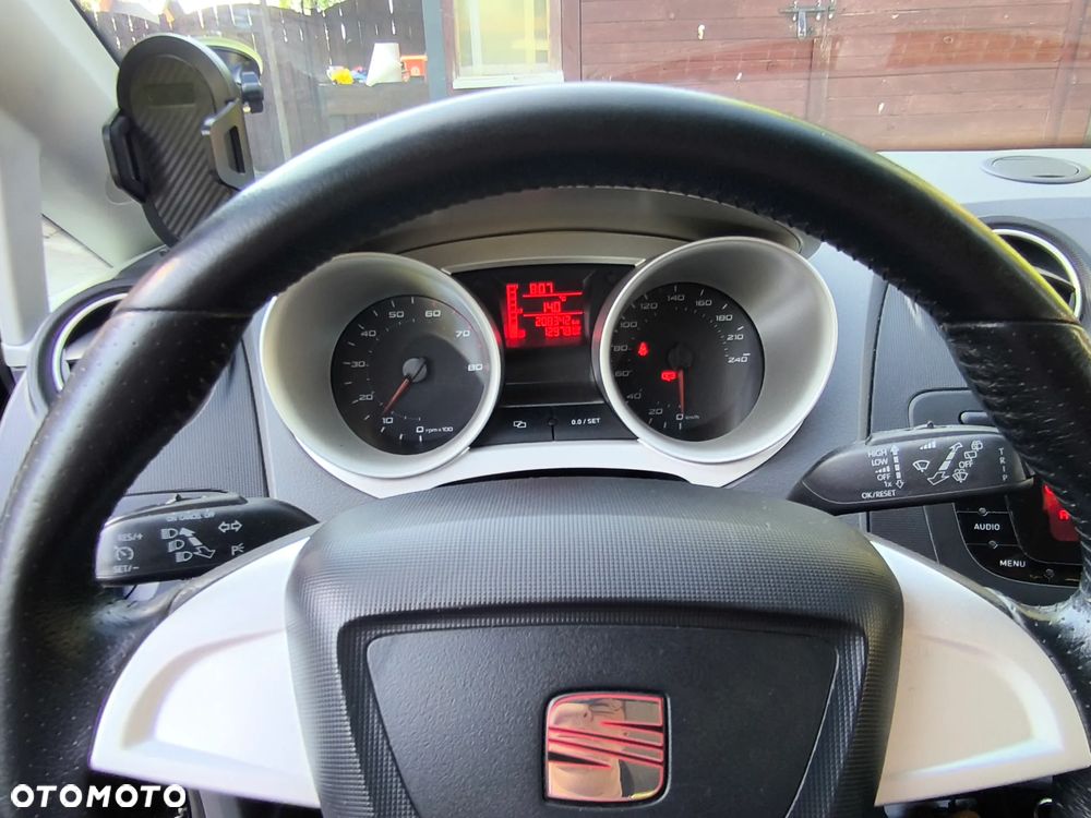 Seat Ibiza 1.2 TSI (Ecomotive) Start & Stop Style - 8