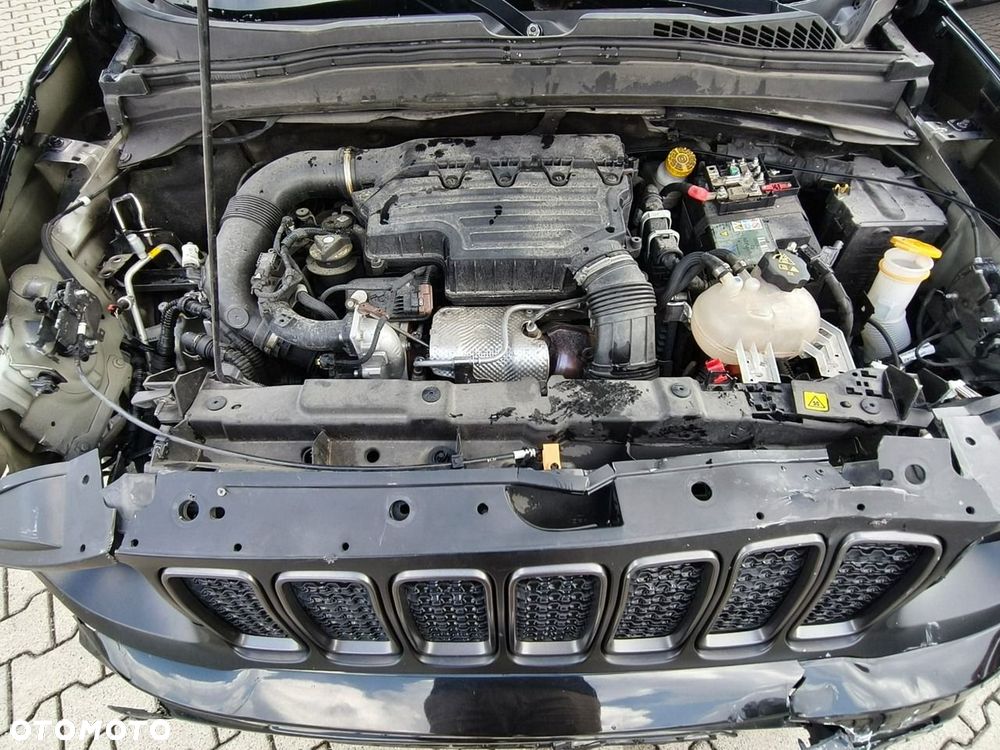 Jeep Renegade - 28