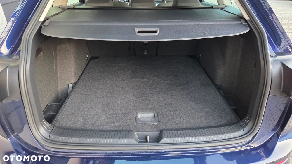 Volkswagen Golf Variant 1.5 eTSI EVO Life DSG - 25