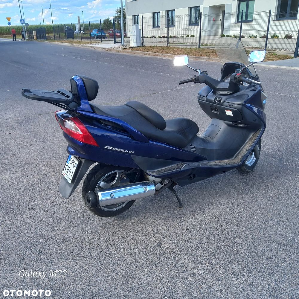 Suzuki Burgman - 4