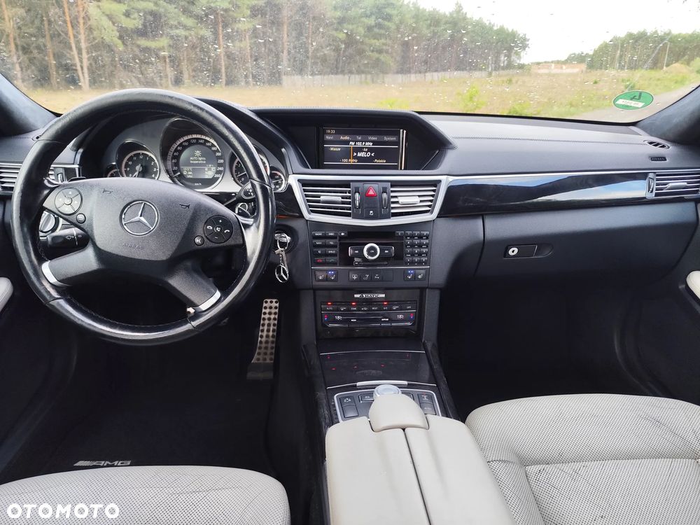 Mercedes-Benz Klasa E 500 4-Matic Avantgarde - 18