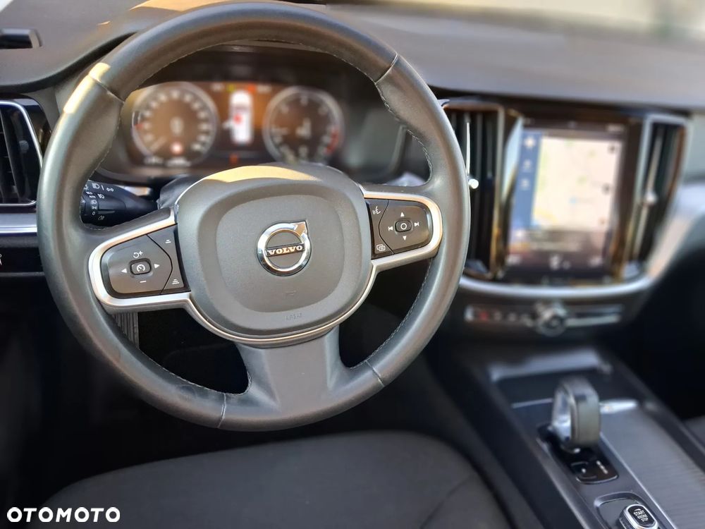 Volvo V60 B4 D Geartronic Momentum - 9