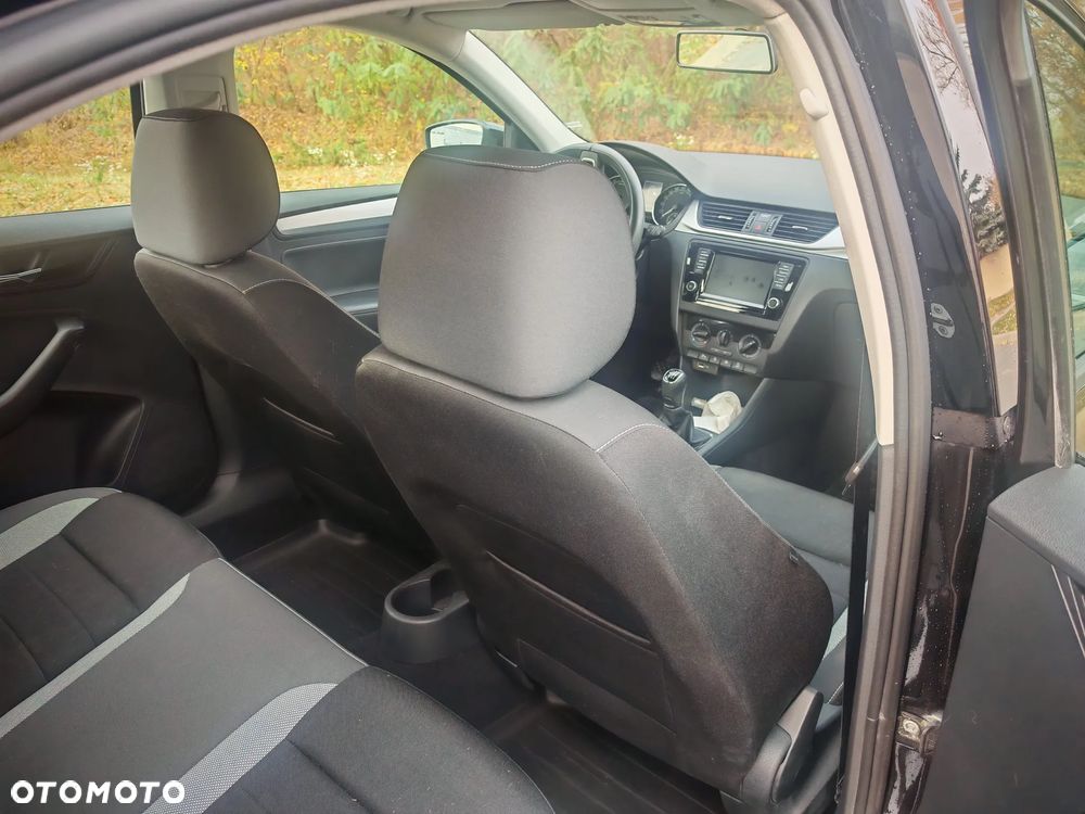 Skoda RAPID 1.0 TSI Ambition - 11