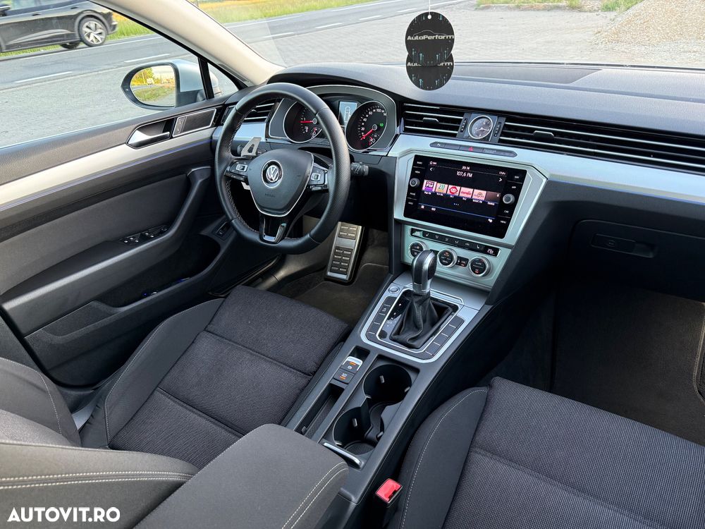 Volkswagen Passat 2.0 TDI SCR DSG BlueMotion Comfortline - 13