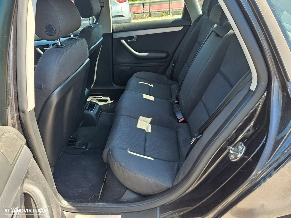 Audi A4 1.9 TDI Sport - 12