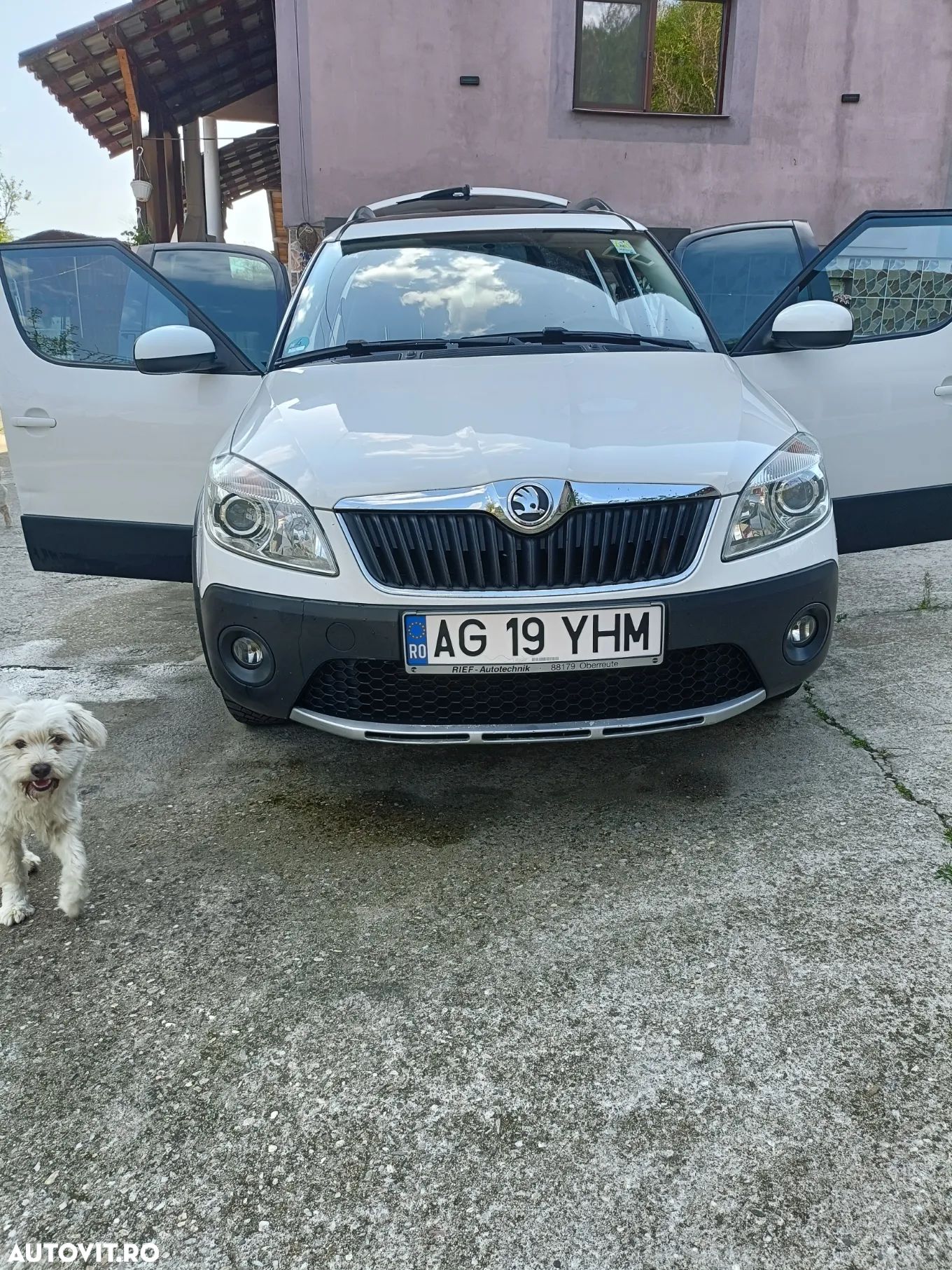 Skoda Roomster 1.2 TSI Ambition - 1