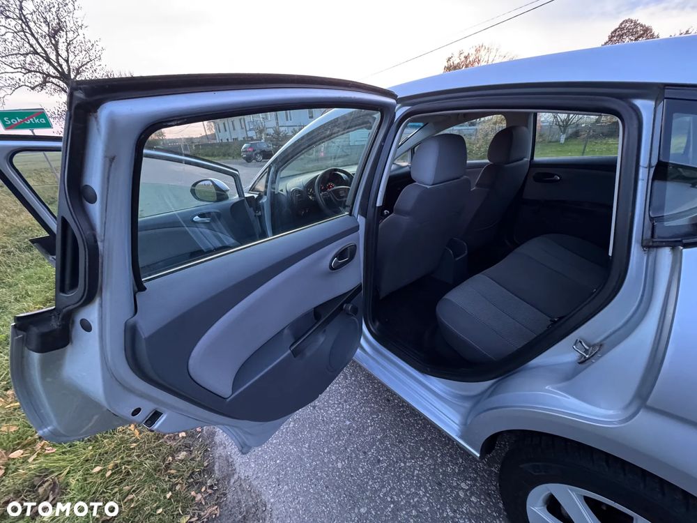 Seat Leon 1.6 TDI Reference - 27