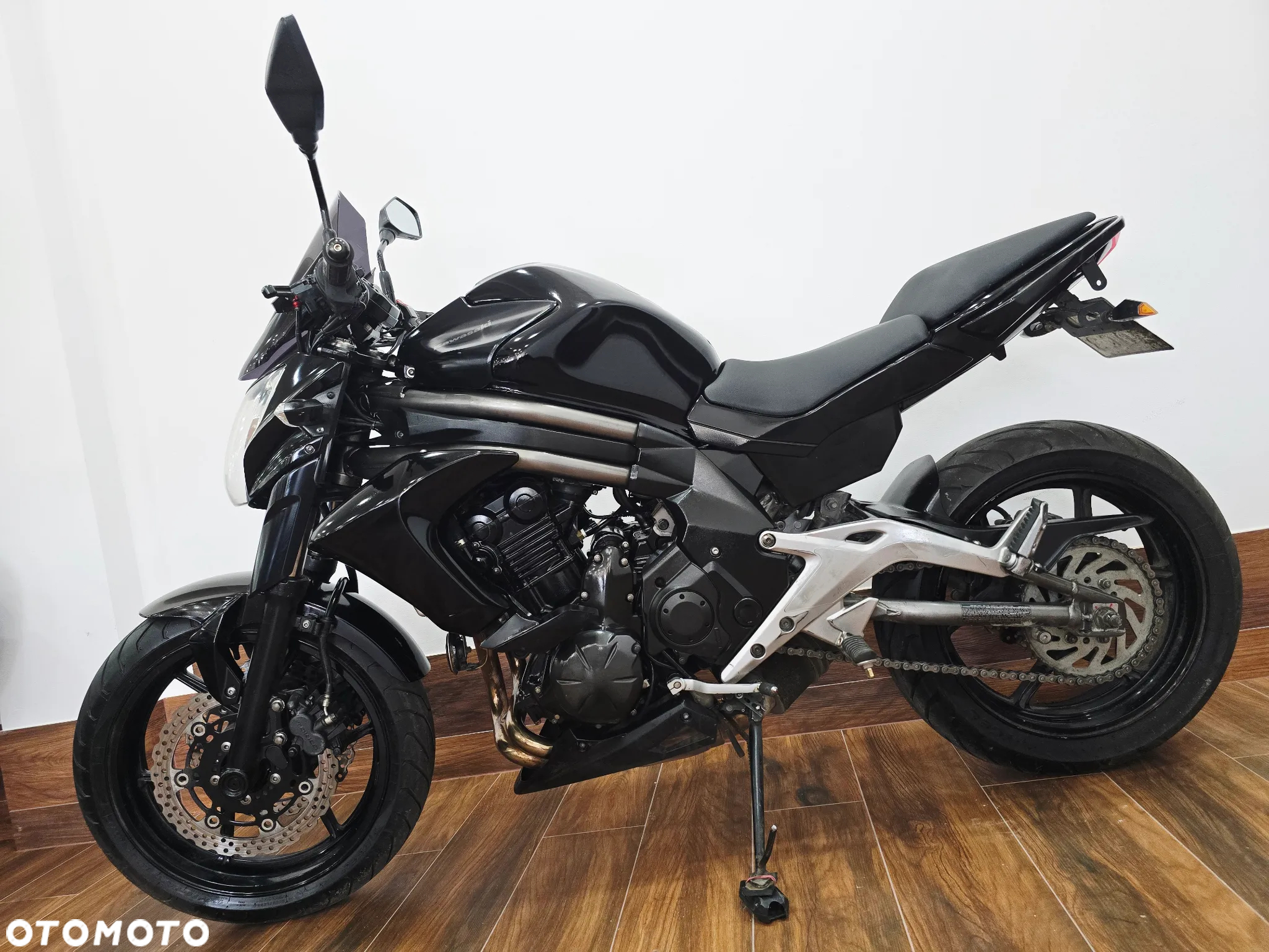 Kawasaki ER - 17