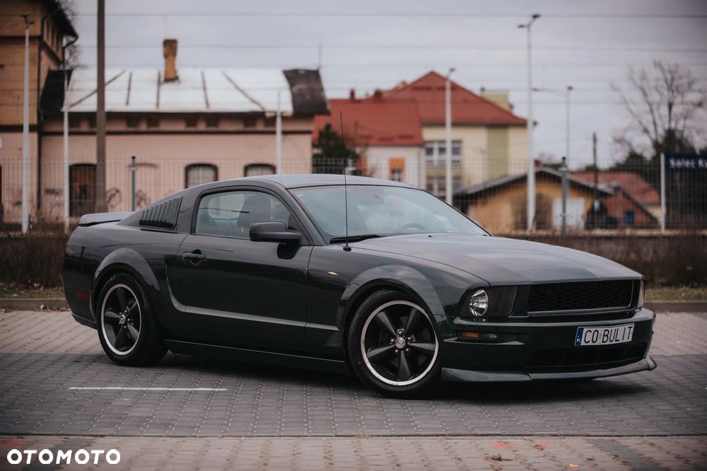 Ford Mustang - 6