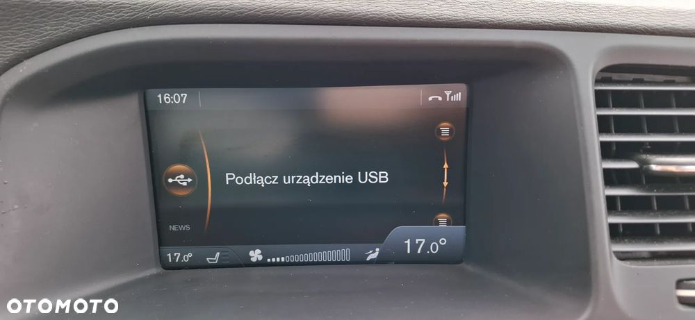 Volvo V60 D3 Geartronic R-Design - 10