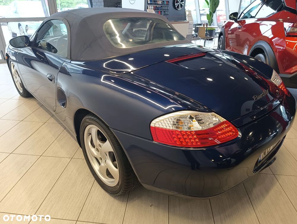 Porsche Boxster 2.7 - 8