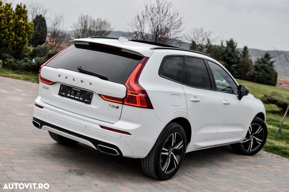 Volvo XC 60 T8 Twin Engine AWD Geartronic RDesign - 16