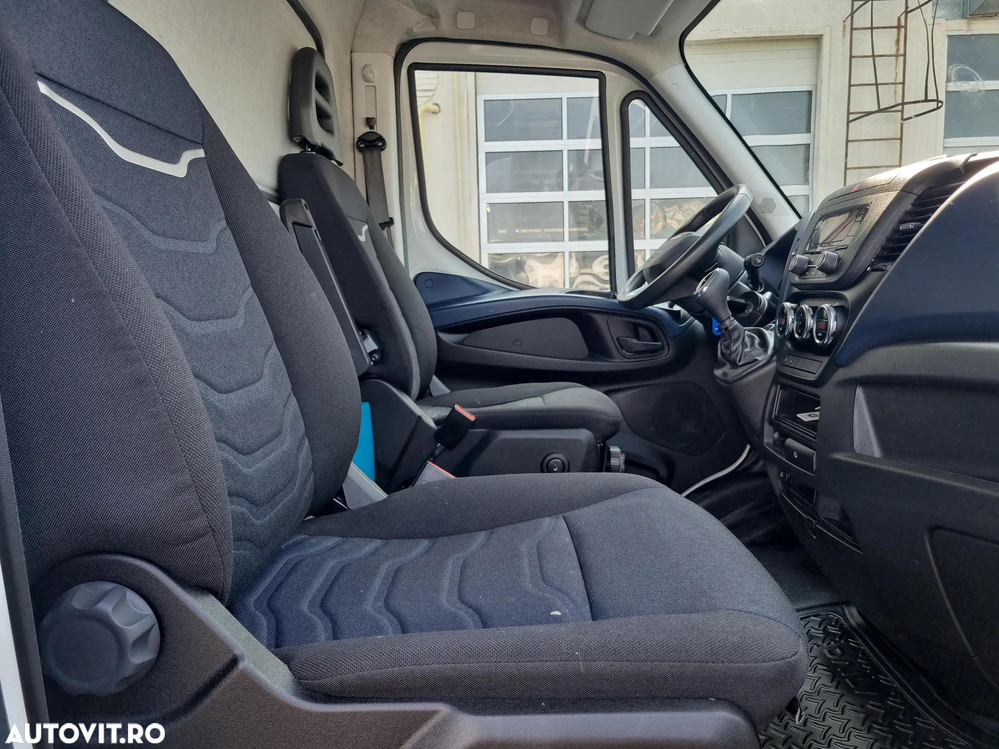Iveco Daily 35-140 Chassi Cab 2.3JTD Hi-Matic - 10