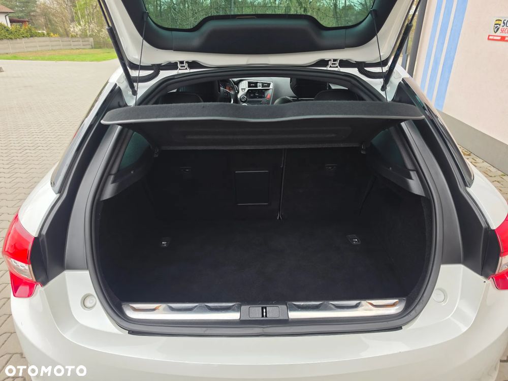 Citroën DS5 BlueHDi 180 EAT6 Business Class - 29