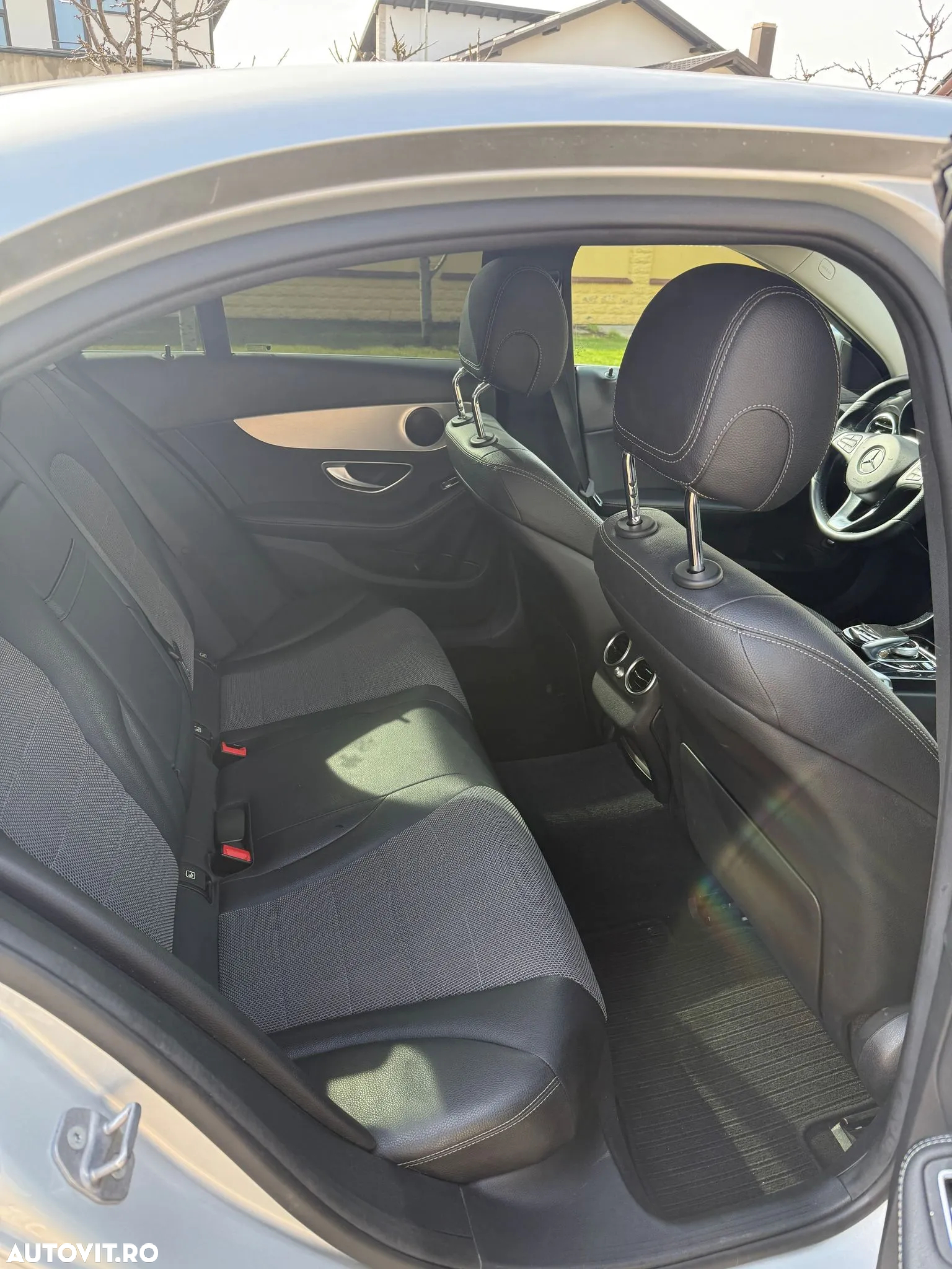 Mercedes-Benz C 220 d 4MATIC Aut. - 11