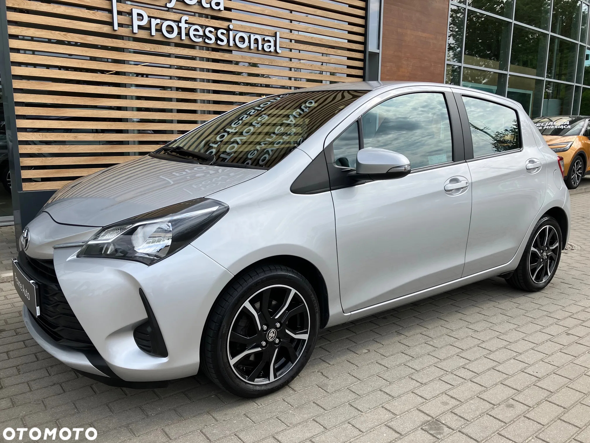 Toyota Yaris 1.5 Active - 2