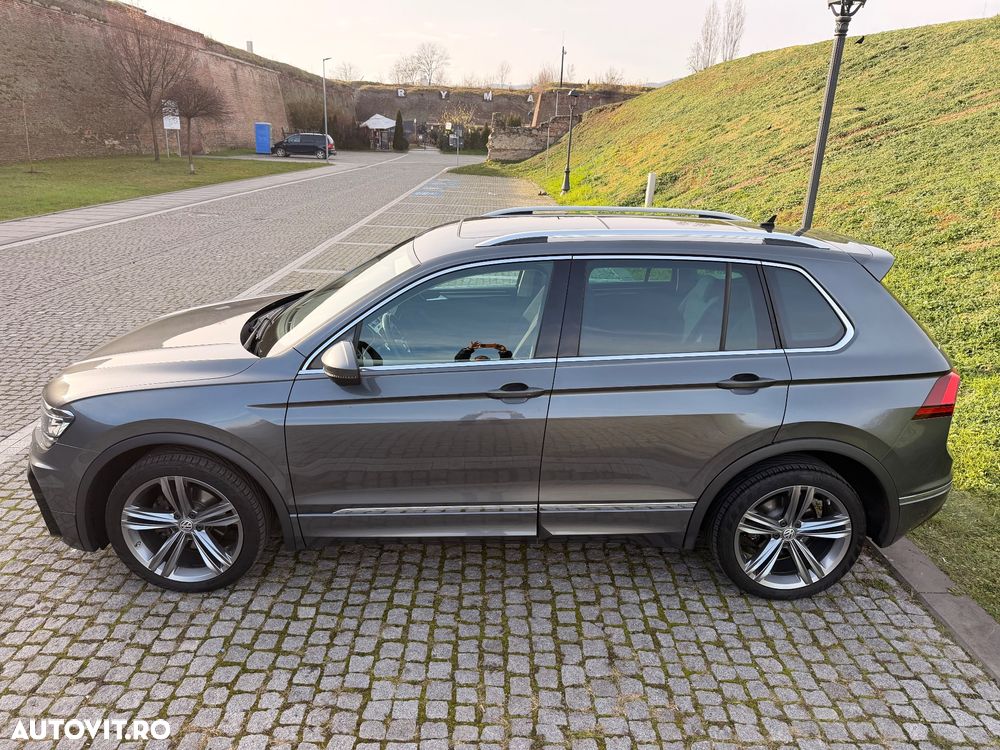 Volkswagen Tiguan - 11