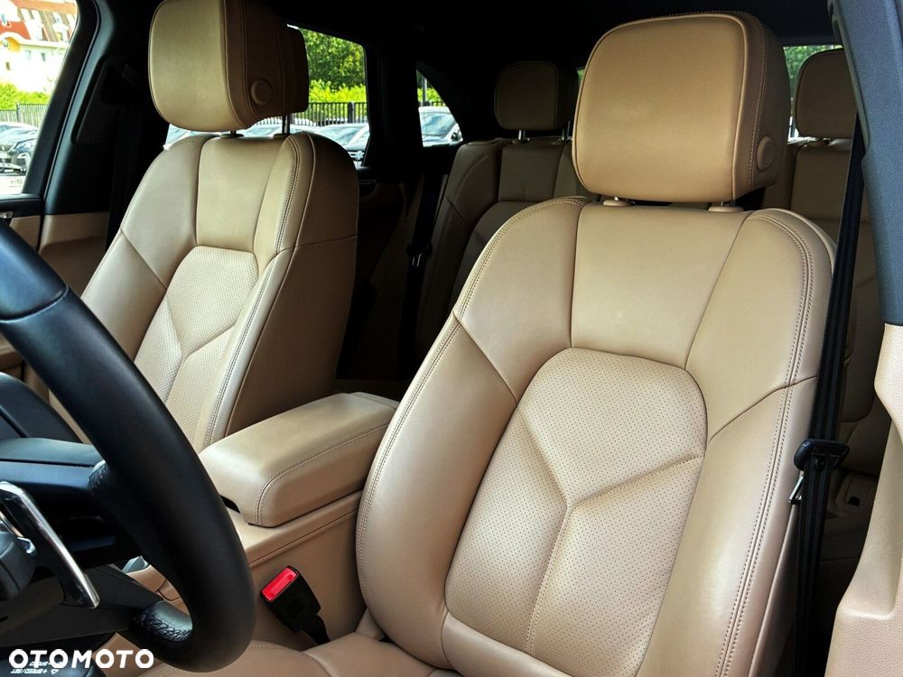 Porsche Macan - 21