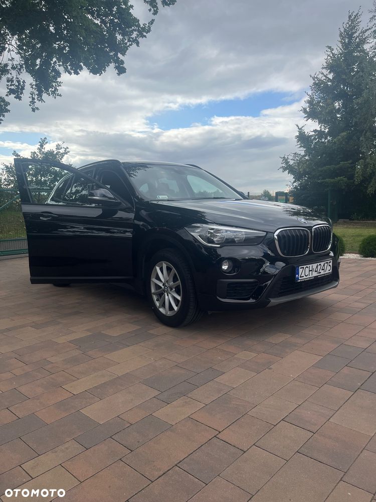 BMW X1 sDrive18i - 1