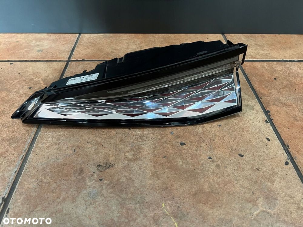 CITROEN DS4 II LAMPA PRAWY TYŁ TYLNA - 1
