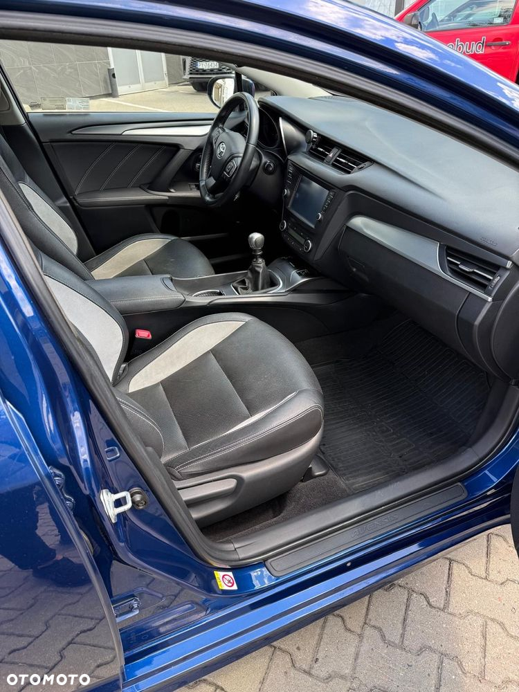 Toyota Avensis 2.0 D-4D Prestige - 9