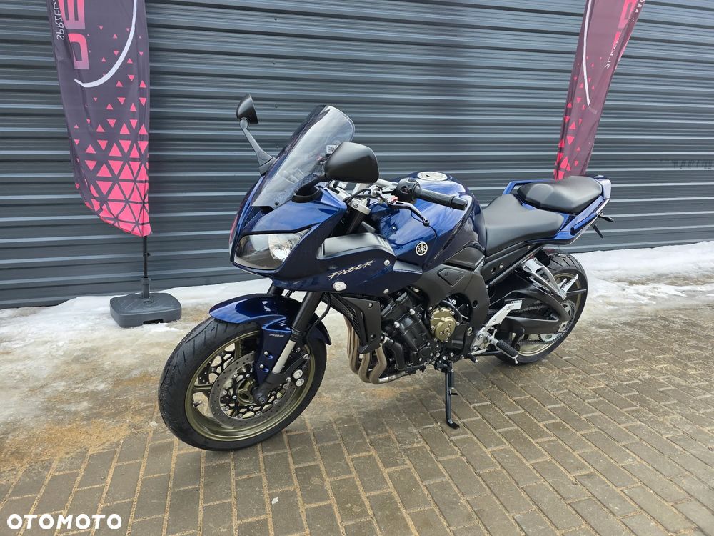 Yamaha FZ - 33