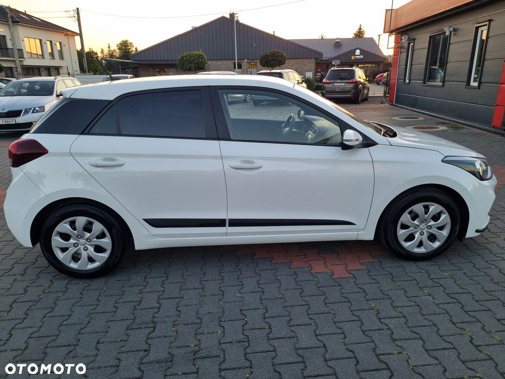 Hyundai i20 1.2 BlueDrive Comfort - 4