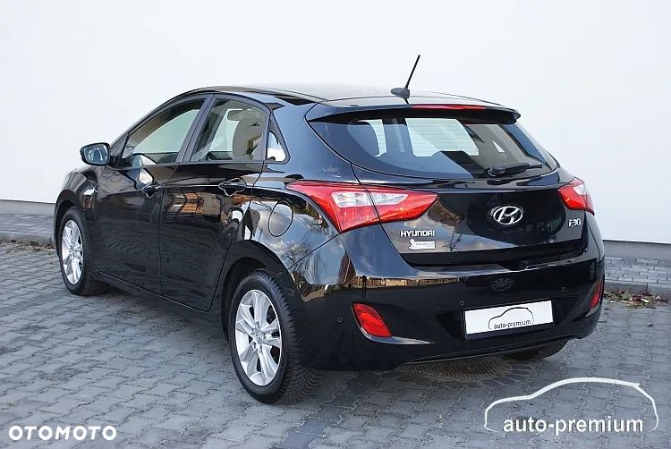 Hyundai i30 1.6 CRDI Fifa World Cup Edition - 5