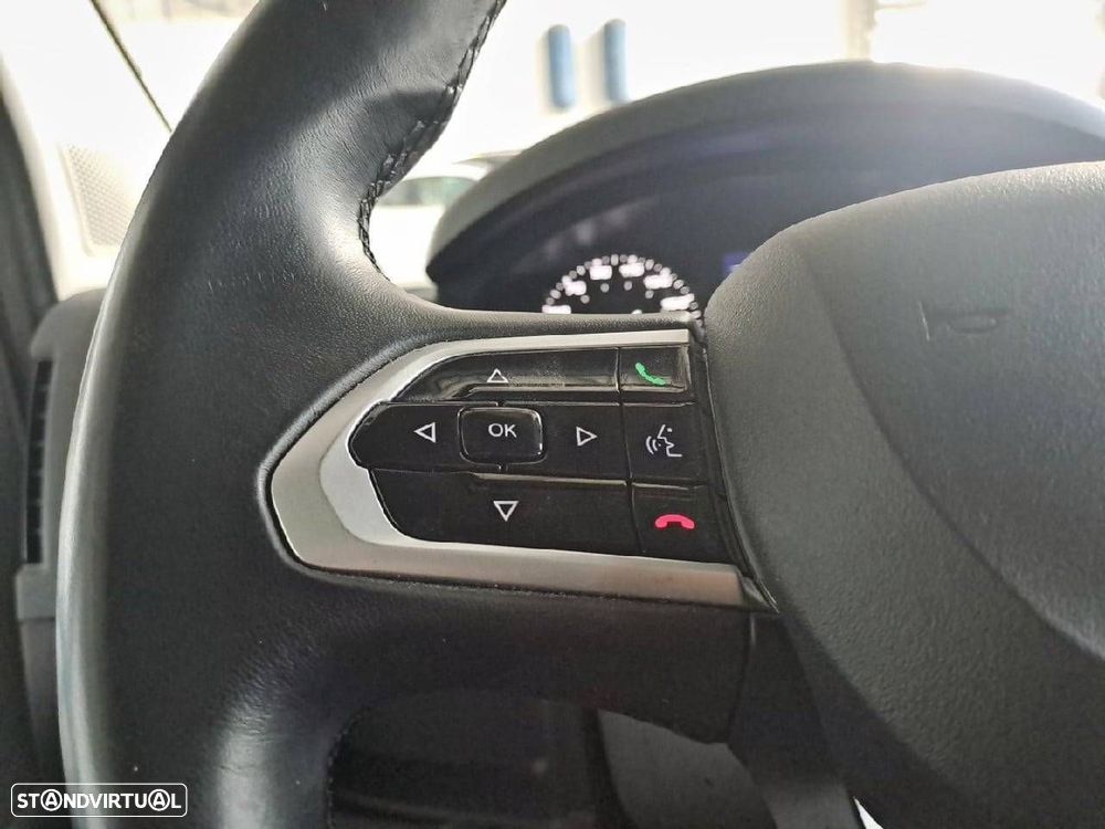 Peugeot Boxer 2.2 BlueHDi 140 S&S 335 L2H2 - 16