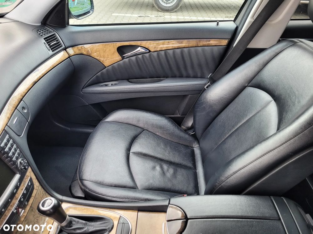 Mercedes-Benz Klasa E 320 CDI 7G-TRONIC Avantgarde BusinessEDITION - 15