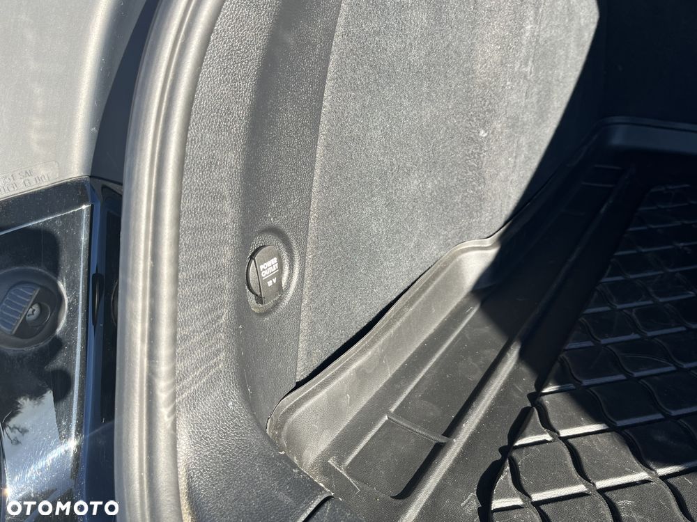 Porsche Macan GTS PDK - 9