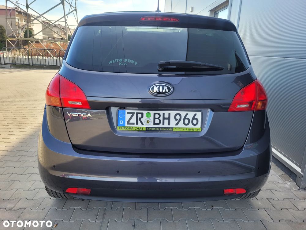 Kia Venga 1.6 CVVT Platinum Edition - 10