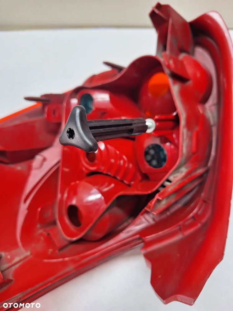 LAMPA LEWY TYŁ -PEUGEOT 207 SW /KOMBI-EUROPA , ORYGINAŁ -9680158080 - 3