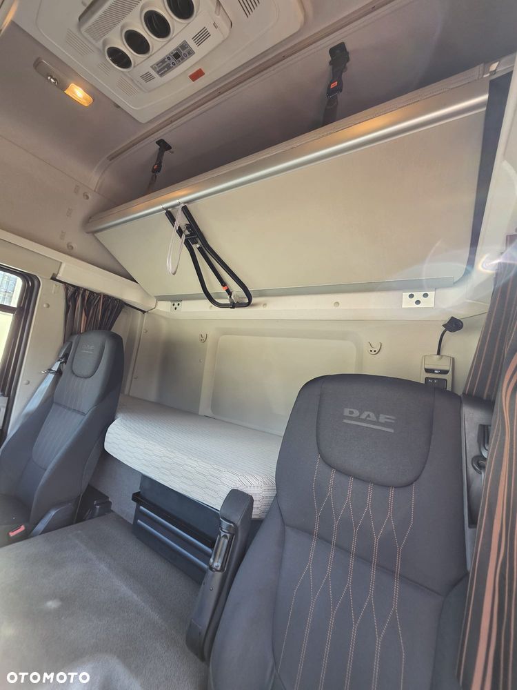 DAF CF 340 / E6 / 23 EUROPALETY / SILNIK 10 837 cm3 / IZOTERMA / NOWE TACHO G2V2 /  WINDA/ NOWE OPONY / DO KWIATÓW  / 2020ROK / RETARDER / SPROWADZONY / JAK NOWY / KLIMA POSTOJOWA / OGRZEWANA IZOTERMA - 31