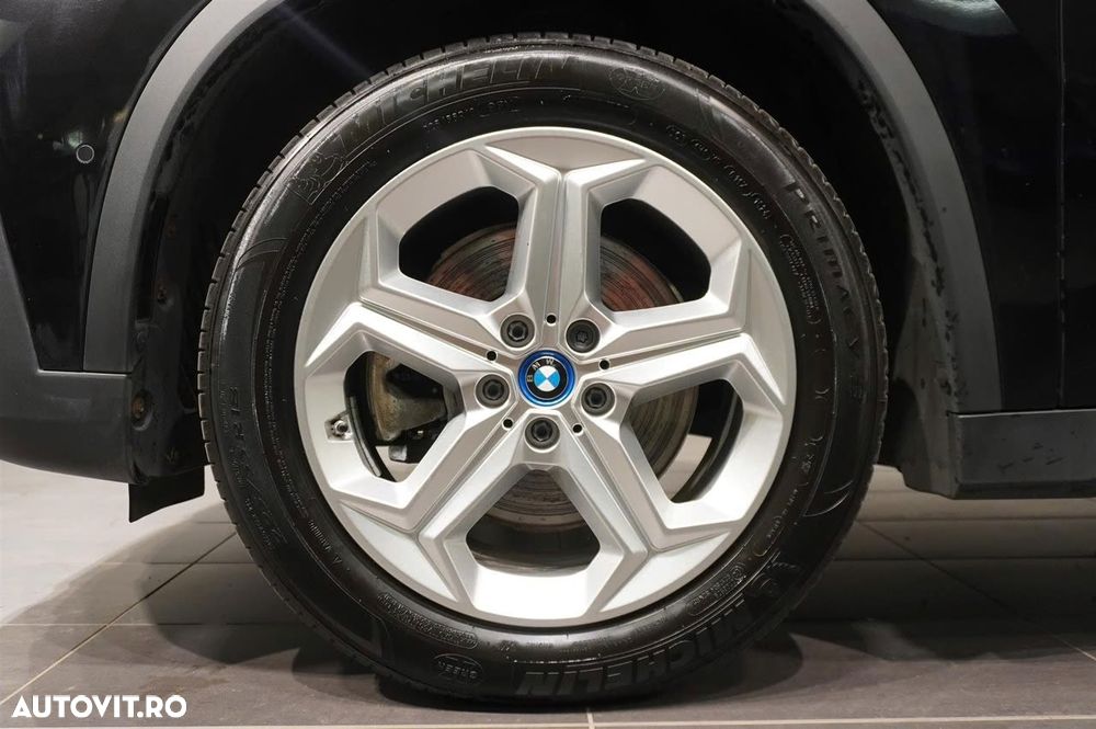BMW iX1 xDrive30 - 6
