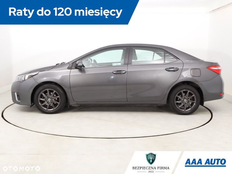 Toyota Corolla - 4